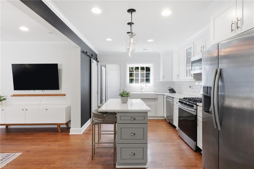 3 bedroom, 3 bathroom, 1,941 sq ft single family residence for rent at 2305 Sanford Road, Decatur, GA 30033 for $3,900 a month — photo 4