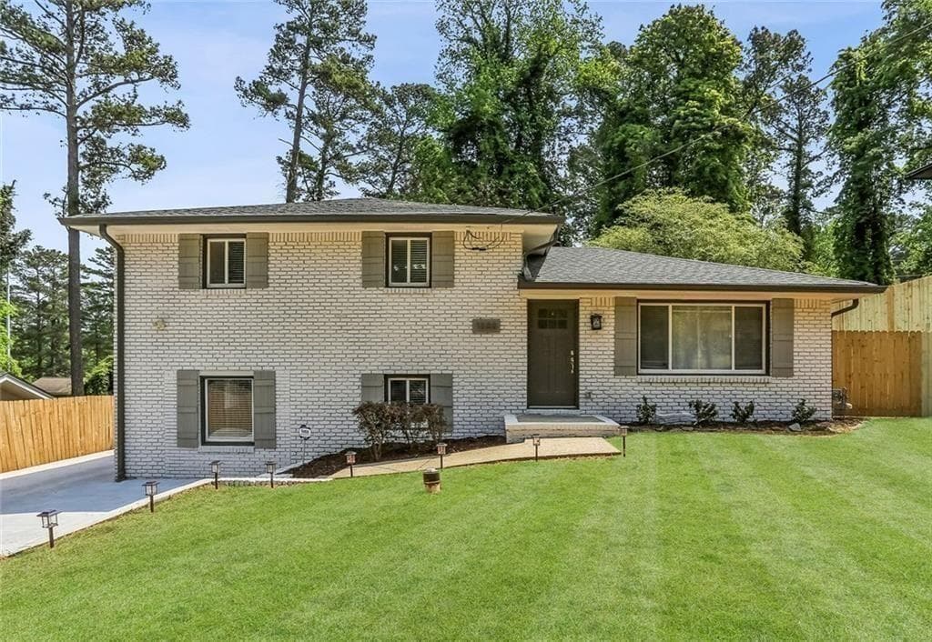 4 bedroom, 2 bathroom, 1,800 sq ft single family residence for rent at 1888 La Mesa, Decatur, GA 30032 for $2,150 a month — photo 3