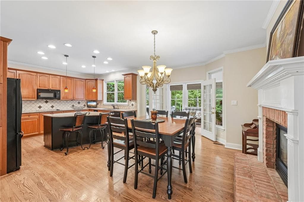 6 bedroom, 5 bathroom, 5,361 sq ft single family residence for sale at 134 Riverview Drive, Suwanee, GA 30024 — photo 8