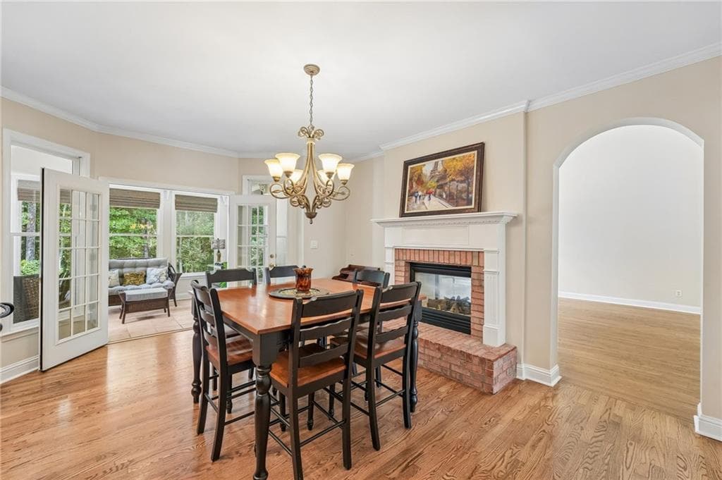 6 bedroom, 5 bathroom, 5,361 sq ft single family residence for sale at 134 Riverview Drive, Suwanee, GA 30024 — photo 9