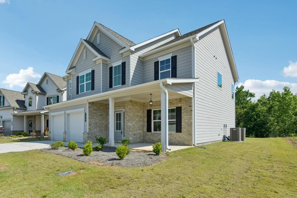 4 bedroom, 3 bathroom, 2,330 sq ft single family residence for sale at 145 Greenview Court, Homer, GA 30547 — photo 3