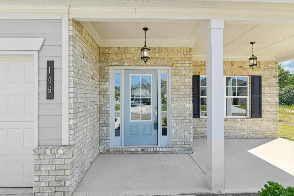 4 bedroom, 3 bathroom, 2,330 sq ft single family residence for sale at 145 Greenview Court, Homer, GA 30547 — photo 4