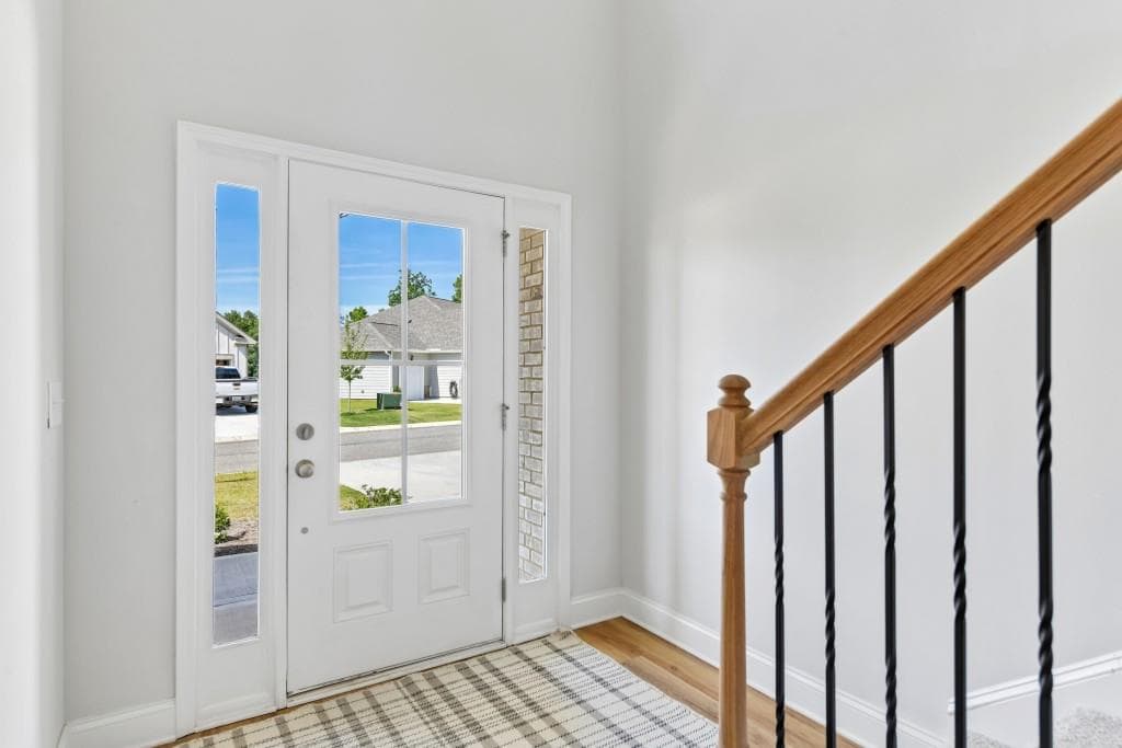 4 bedroom, 3 bathroom, 2,330 sq ft single family residence for sale at 145 Greenview Court, Homer, GA 30547 — photo 6