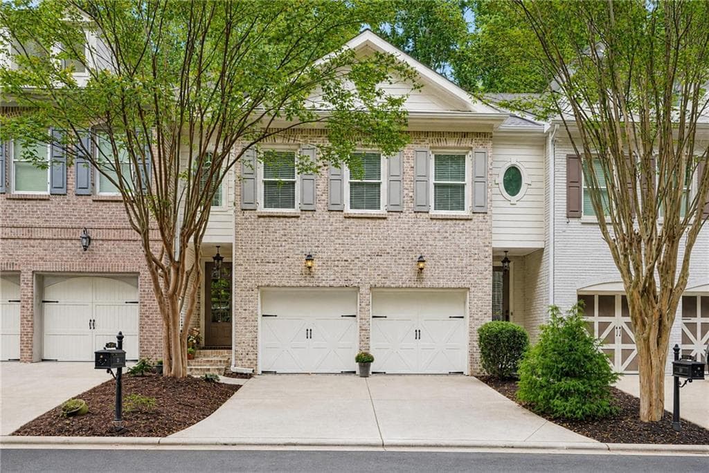 3 bedroom, 4 bathroom, 3,150 sq ft townhouse for sale at 2640 Long Pointe, Johns Creek, GA 30076