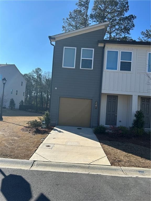 3 bedroom, 3 bathroom, 1,464 sq ft townhouse for rent at 1507 Albert Lane, Atlanta, GA 30318 for $2,800 a month — photo 3