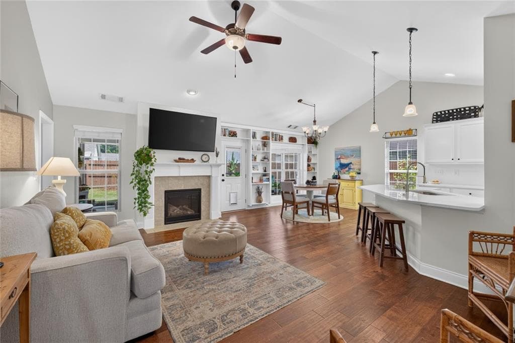 3 bedroom, 2 bathroom, 1,537 sq ft single family residence for sale at 4826 Lost Creek Drive, Gainesville, GA 30504 — photo 10