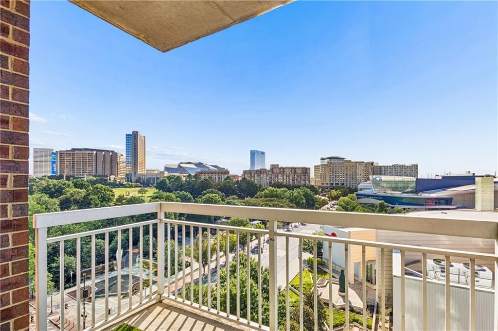 1 bedroom, 1 bathroom, 864 sq ft condominium for rent at 285 Centennial Olympic Park Drive 803, Atlanta, GA 30313 for $2,150 a month — photo 2