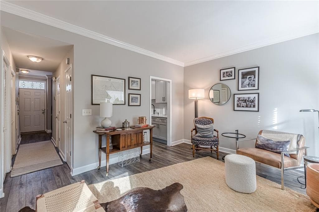 2 bedroom, 3 bathroom, 1,024 sq ft townhouse for rent at 656 Park Village Drive, Atlanta, GA 30306 for $3,245 a month — photo 6