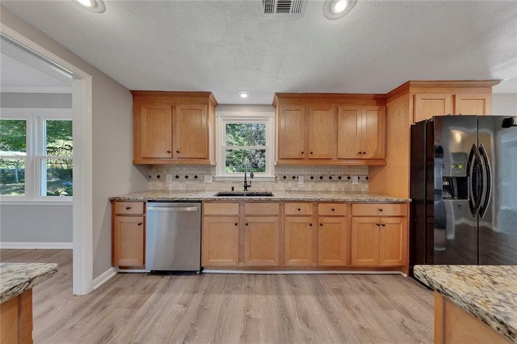 4 bedroom, 3 bathroom, 2,390 sq ft single family residence for rent at 4398 Shiloh Trail, Powder Springs, GA 30127 for $2,800 a month — photo 10