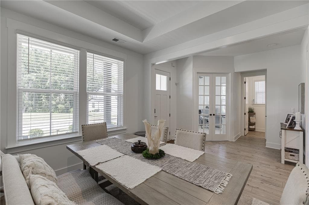 5 bedroom, 5 bathroom, 3,485 sq ft single family residence for sale at 2570 Bertrand Way, Cumming, GA 30041 — photo 8