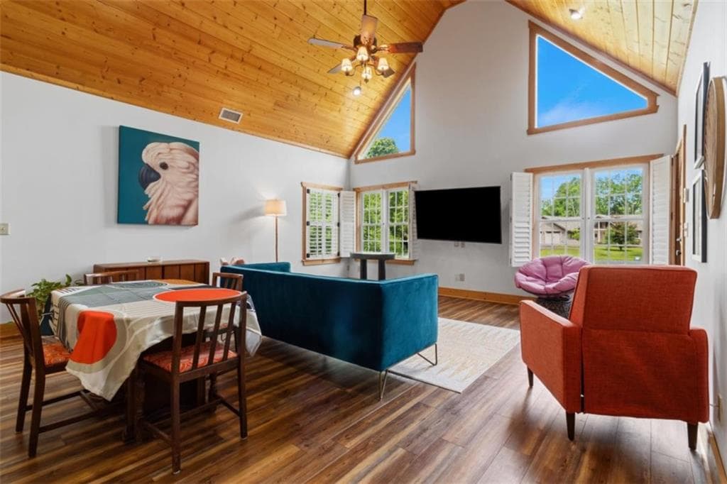 3 bedroom, 2 bathroom, 1,750 sq ft single family residence for sale at 315 Cartecay River Run, Ellijay, GA 30536 — photo 8