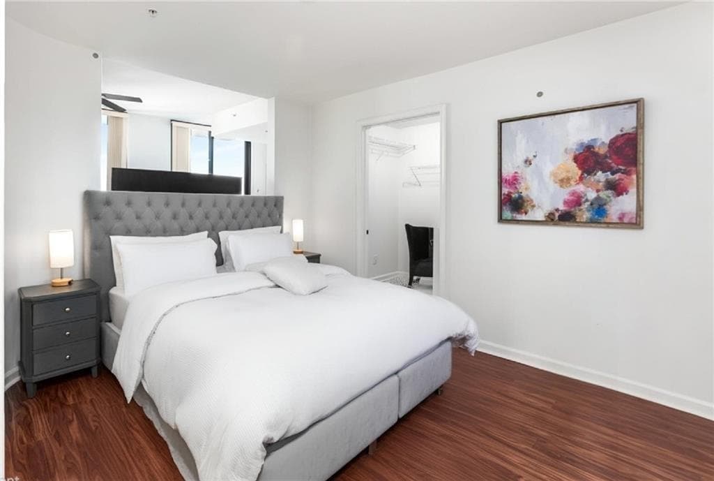 1 bedroom, 1 bathroom, 633 sq ft condominium for sale at 3040 Peachtree Rd 1205, Atlanta, GA 30305 — photo 8