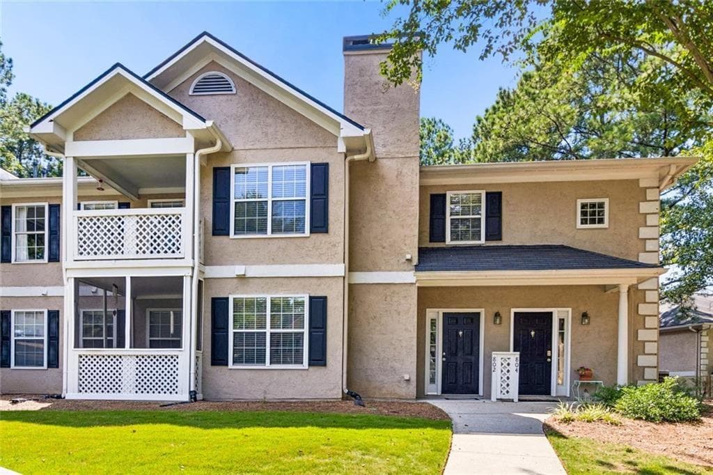 2 bedroom, 2 bathroom, 1,302 sq ft condominium for sale at 804 Peachtree Forest Avenue, Peachtree Corners, GA 30092 — photo 2