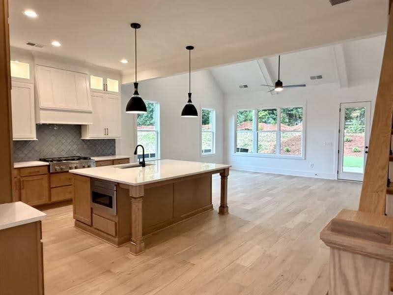 4 bedroom, 5 bathroom, 3,034 sq ft single family residence for sale at 800 Lapis Trail, Kennesaw, GA 30152 — photo 6