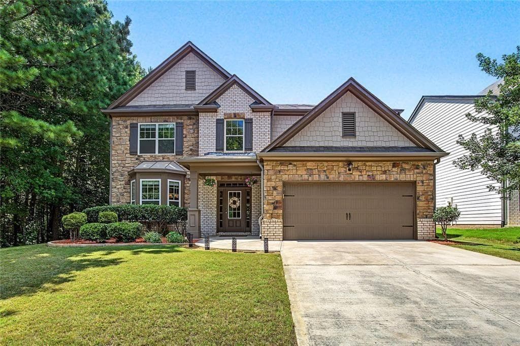 5 bedroom, 3 bathroom, 2,968 sq ft single family residence for sale at 2236 Hamilton Lake Parkway, Buford, GA 30519 — photo 1 of 44