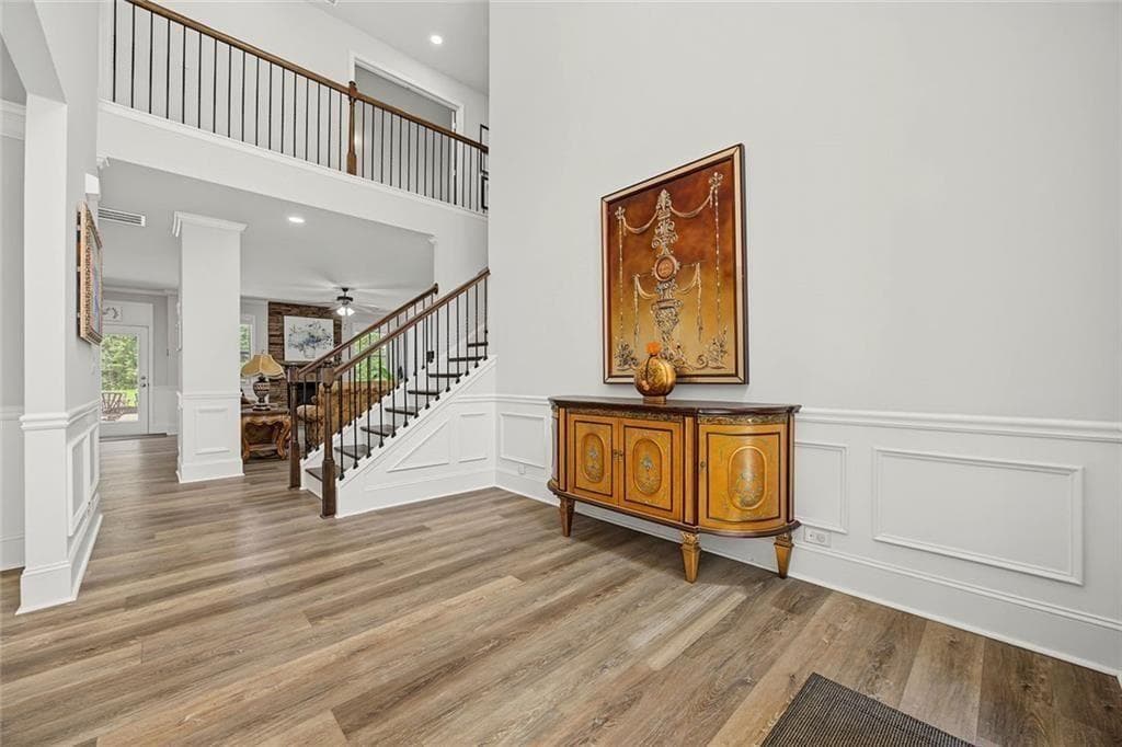 5 bedroom, 3 bathroom, 2,968 sq ft single family residence for sale at 2236 Hamilton Lake Parkway, Buford, GA 30519 — photo 2