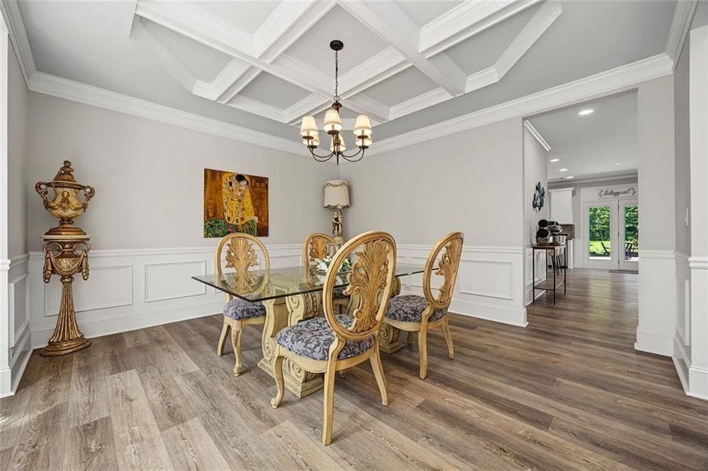 5 bedroom, 3 bathroom, 2,968 sq ft single family residence for sale at 2236 Hamilton Lake Parkway, Buford, GA 30519 — photo 4
