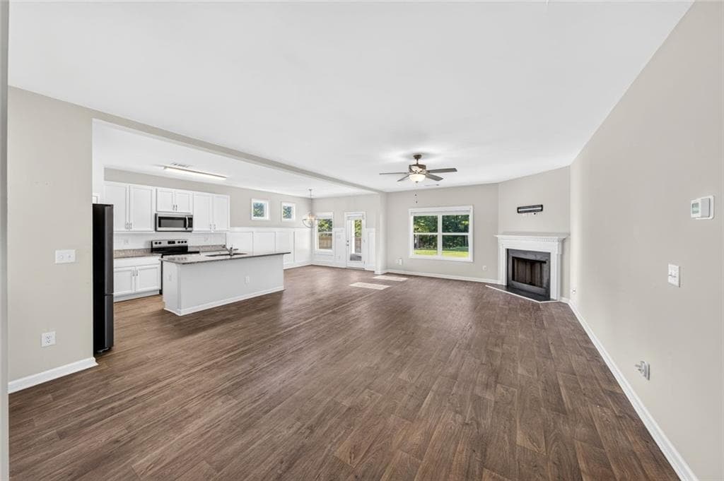 4 bedroom, 3 bathroom, 2,731 sq ft single family residence for sale at 358 Mulberry Road, Winder, GA 30680 — photo 10