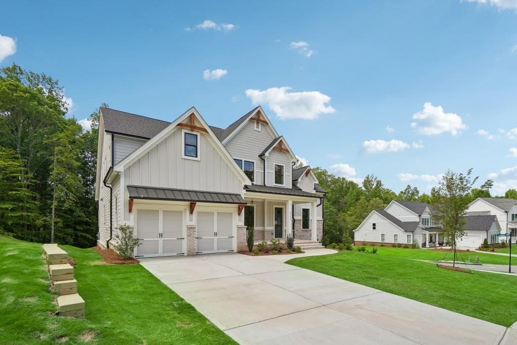 4 bedroom, 4 bathroom, 3,206 sq ft single family residence for sale at 4535 Aiden Way, Cumming, GA 30041 — photo 2