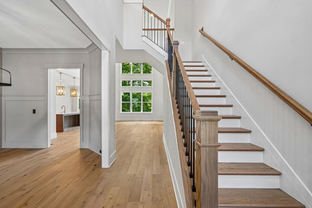 4 bedroom, 4 bathroom, 3,206 sq ft single family residence for sale at 4535 Aiden Way, Cumming, GA 30041 — photo 4