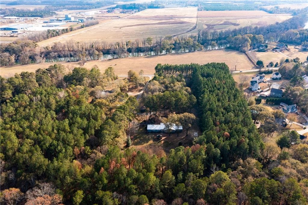 5 bedroom, 3 bathroom, 2,729 sq ft single family residence for sale at 264 Euharlee Road, Euharlee, GA 30120