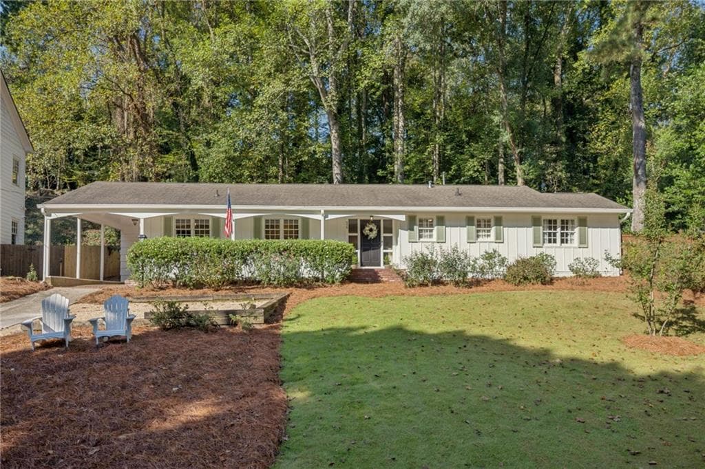 3 bedroom, 2 bathroom, 1,840 sq ft single family residence under contract at 976 Dean Drive, Atlanta, GA 30318