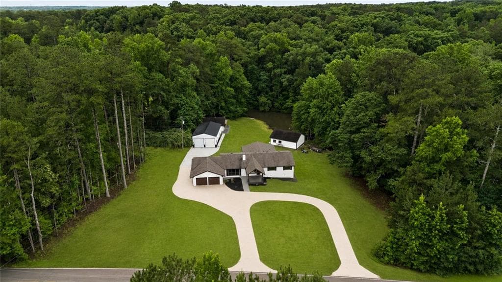 4 bedroom, 3 bathroom, 2,870 sq ft single family residence for sale at 2304 Turner Church Road, Mcdonough, GA 30252 — photo 8