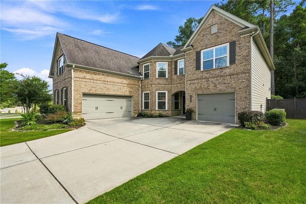 5 bedroom, 4 bathroom, 4,575 sq ft single family residence for sale at 412 Hathaway Avenue, Woodstock, GA 30188 — photo 3