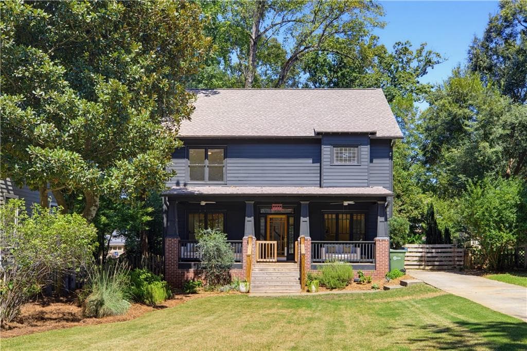3 bedroom, 3 bathroom, 2,178 sq ft single family residence under contract at 1074 Mercer Street, Atlanta, GA 30316