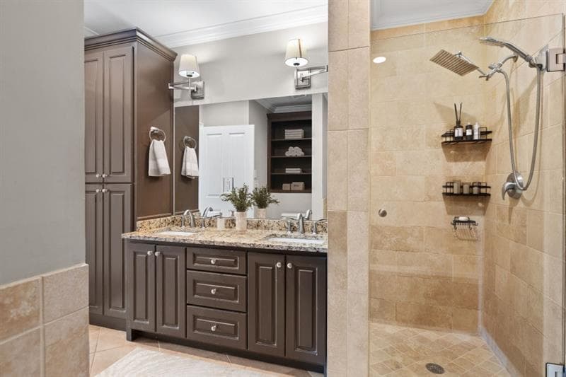 2 bedroom, 2 bathroom, 1,175 sq ft condominium for rent at 2255 Peachtree Road 820, Atlanta, GA 30309 for $2,700 a month — photo 5