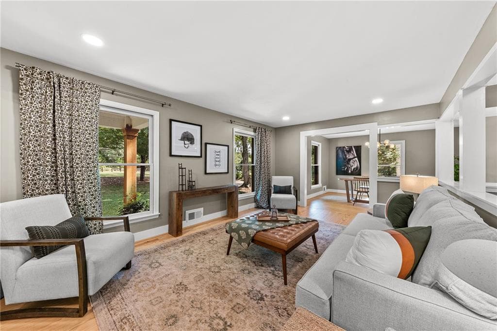 4 bedroom, 3 bathroom, 2,483 sq ft single family residence under contract at 175 Williamsburg Lane, Athens, GA 30605 — photo 6