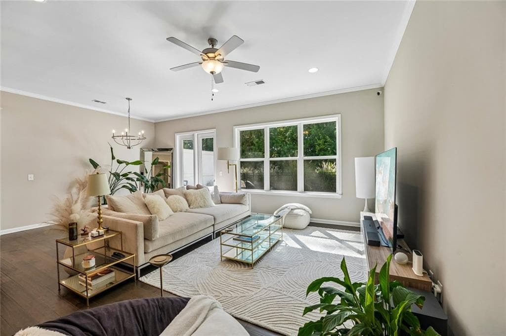 3 bedroom, 3 bathroom, 2,450 sq ft townhouse for sale at 20006 Windalier Way, Roswell, GA 30076 — photo 8