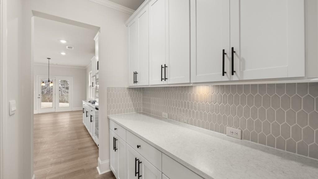 4 bedroom, 3 bathroom, 3,080 sq ft single family residence for sale at 5140 Thalley Creek Drive, Cumming, GA 30040 — photo 9