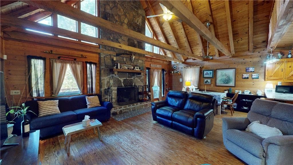 2 bedroom, 1 bathroom, 1,296 sq ft single family residence for sale at 402 Sun Mountain Road, Chatsworth, GA 30705 — photo 3