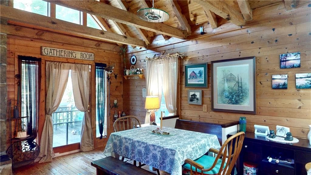 2 bedroom, 1 bathroom, 1,296 sq ft single family residence for sale at 402 Sun Mountain Road, Chatsworth, GA 30705 — photo 7