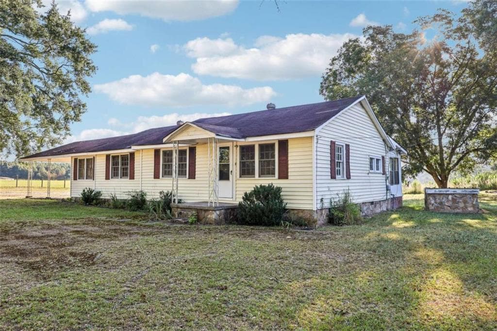 2 bedroom, 1 bathroom, 1,284 sq ft single family residence under contract at 4374 Cannon Road, Loganville, GA 30052