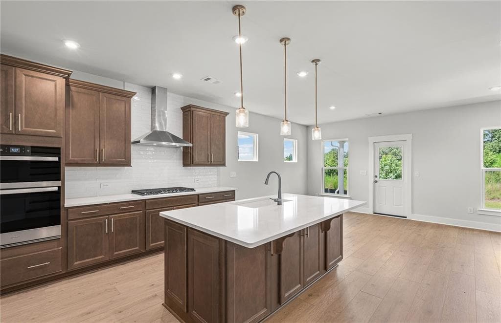 5 bedroom, 4 bathroom, 2,869 sq ft single family residence for sale at 235 Lucas Court, Jefferson, GA 30549 — photo 4