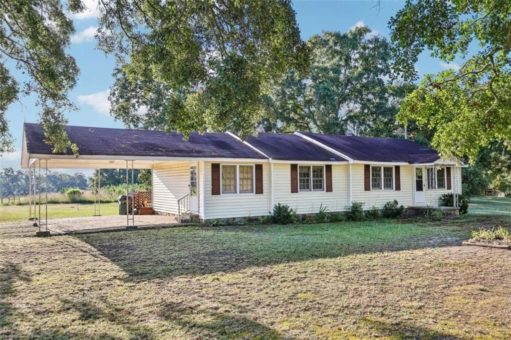 2 bedroom, 1 bathroom, 1,284 sq ft single family residence under contract at 4374 Cannon Road, Loganville, GA 30052 — photo 3
