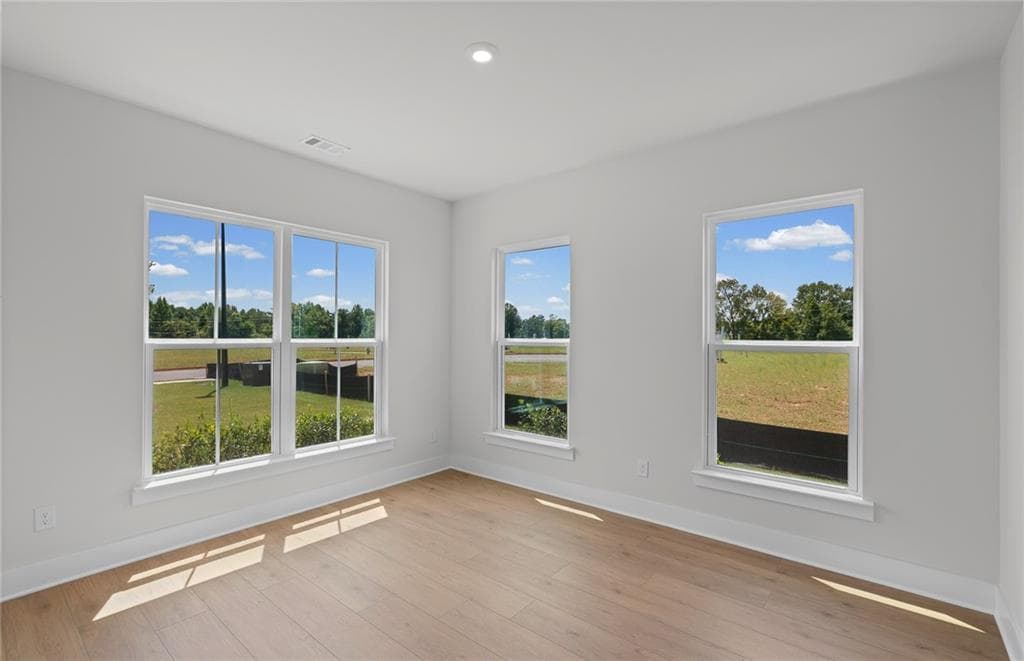 5 bedroom, 4 bathroom, 2,869 sq ft single family residence for sale at 235 Lucas Court, Jefferson, GA 30549 — photo 8