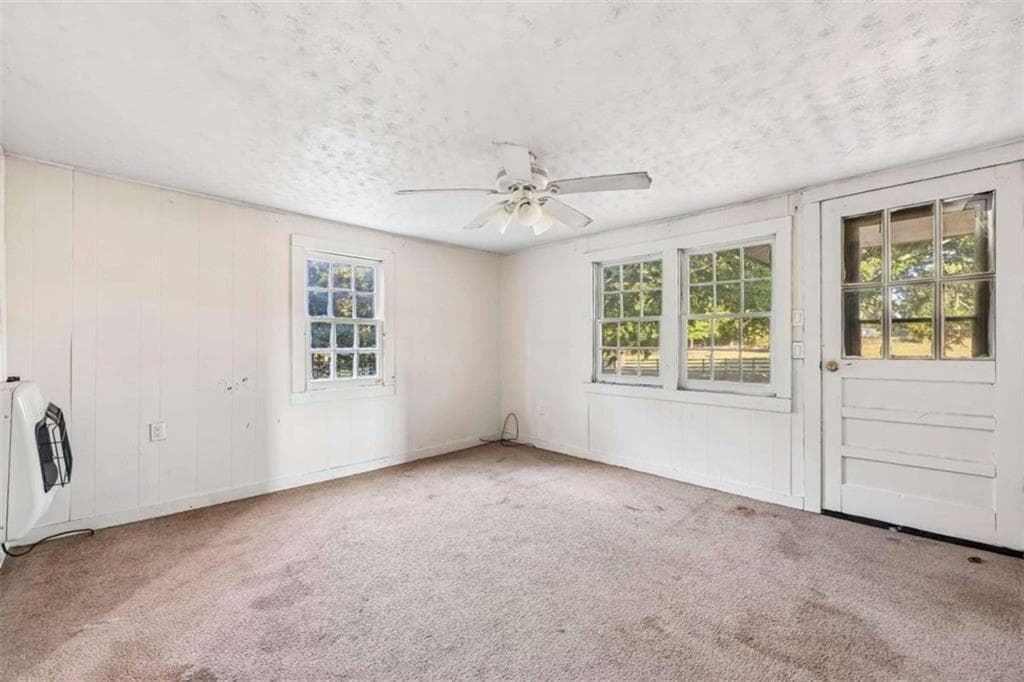 2 bedroom, 1 bathroom, 1,284 sq ft single family residence under contract at 4374 Cannon Road, Loganville, GA 30052 — photo 4