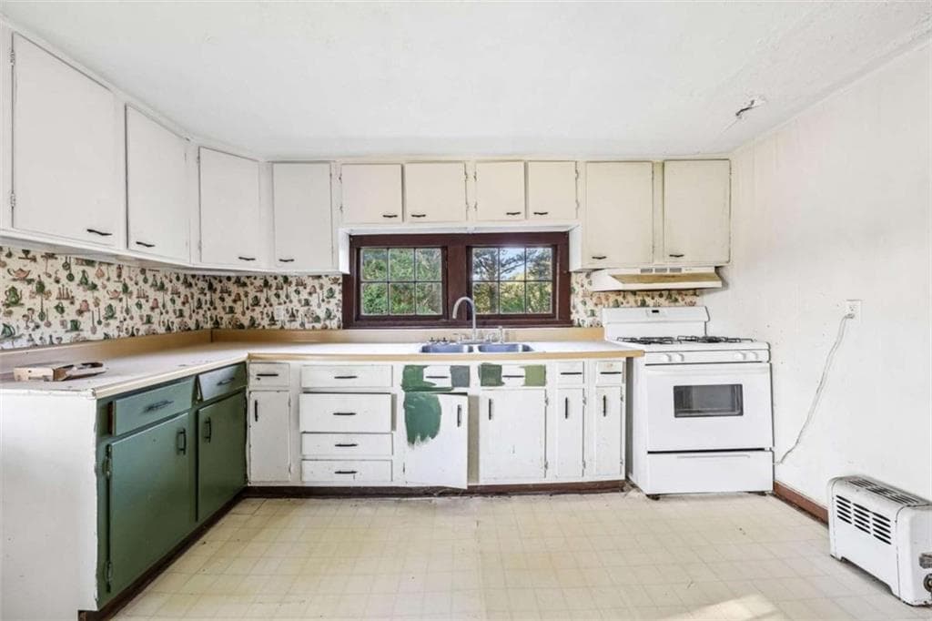 2 bedroom, 1 bathroom, 1,284 sq ft single family residence under contract at 4374 Cannon Road, Loganville, GA 30052 — photo 10