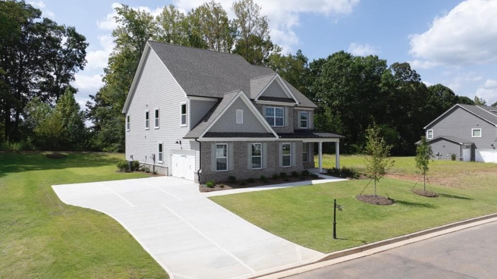 5 bedroom, 4 bathroom, 3,773 sq ft single family residence for sale at 5180 Thalley Creek Drive, Cumming, GA 30040 — photo 2