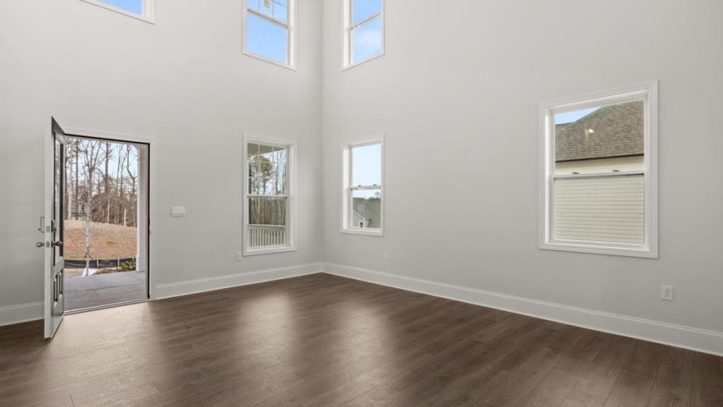 5 bedroom, 4 bathroom, 3,773 sq ft single family residence for sale at 5180 Thalley Creek Drive, Cumming, GA 30040 — photo 4