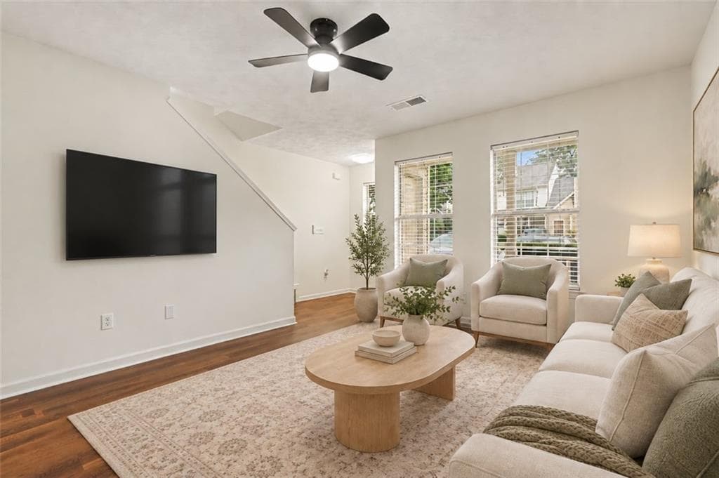 2 bedroom, 2 bathroom, 1,032 sq ft townhouse for sale at 5955 Sherwood Trace, Lithonia, GA 30038 — photo 6