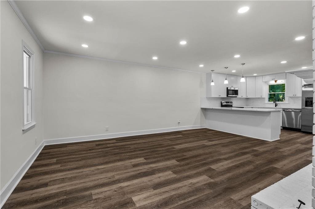 3 bedroom, 2 bathroom, 1,619 sq ft single family residence under contract at 2883 Country Lane, Kennesaw, GA 30152 — photo 5