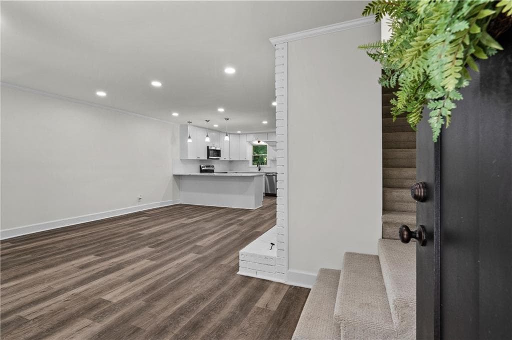 3 bedroom, 2 bathroom, 1,619 sq ft single family residence under contract at 2883 Country Lane, Kennesaw, GA 30152 — photo 6