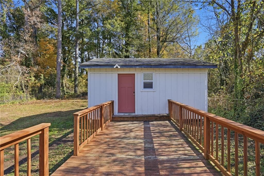3 bedroom, 2 bathroom, 1,154 sq ft single family residence under contract at 5637 Owens Drive, Austell, GA 30106 — photo 2