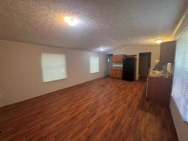 3 bedroom, 2 bathroom, 1,152 sq ft single family residence under contract at 1065 Puckett Road, Auburn, GA 30011 — photo 6