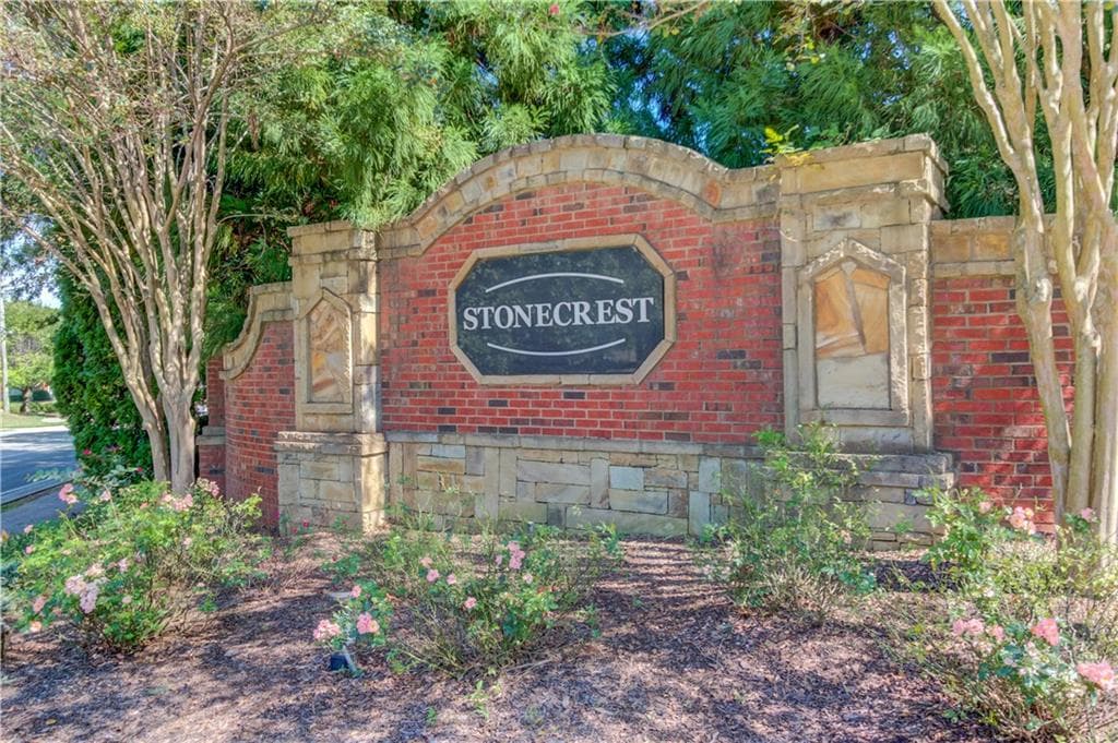 6 bedroom, 5 bathroom, 4,784 sq ft single family residence under contract at 109 Slate Drive, Buford, GA 30518 — photo 3