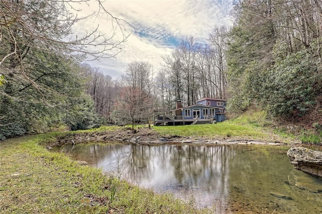 3 bedroom, 4 bathroom, 1,648 sq ft single family residence for sale at 2960 Tate City, Other-North Carolina, NC 28904 — photo 3